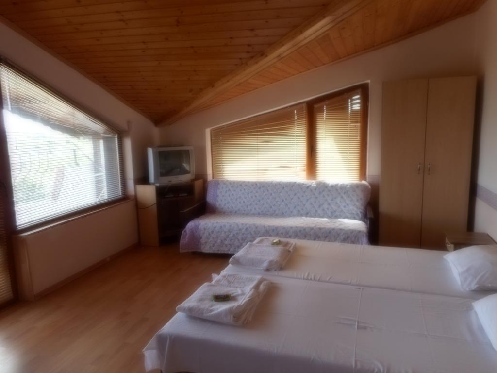 Guest Rooms Ribarska Hizha Shabla Chambre photo